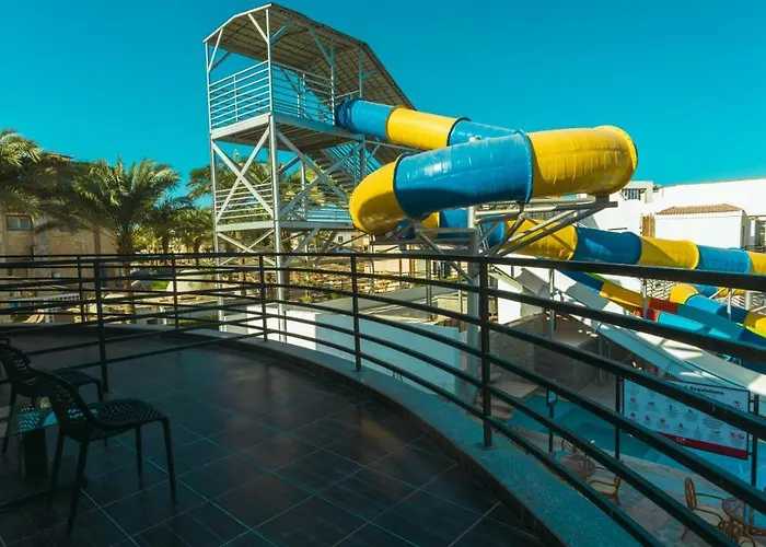 La Rosa Waves - Couple & Families Only Hurghada