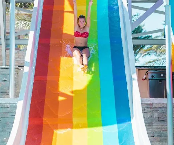 La Rosa Waves - Couple & Families Only Hotel